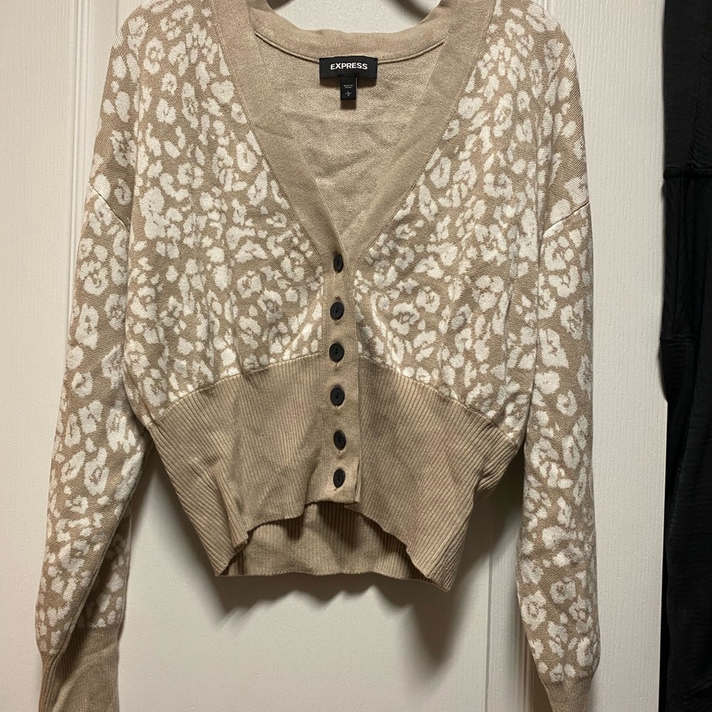 Cropped Express Cardigan, NWOT